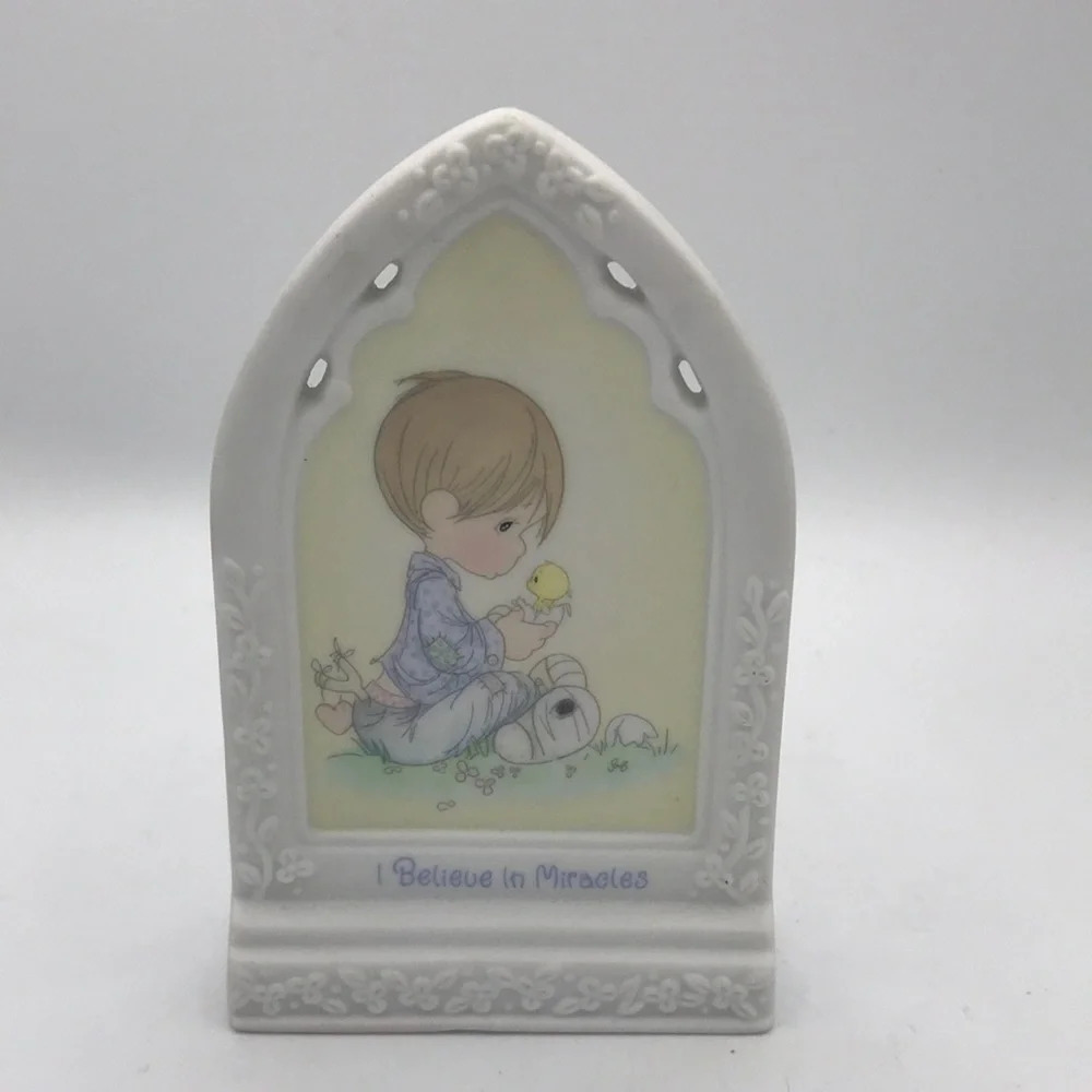 Precious Moments “I Believe in Miracles” 1999 collectible plaque
